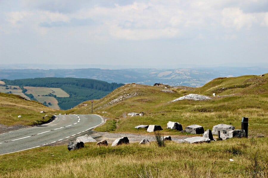 roadtrip wales brecon beacons black mountain pass