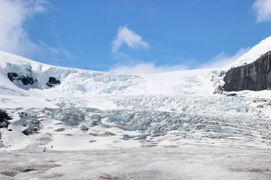 banff-itinerary-athabasca-glacier