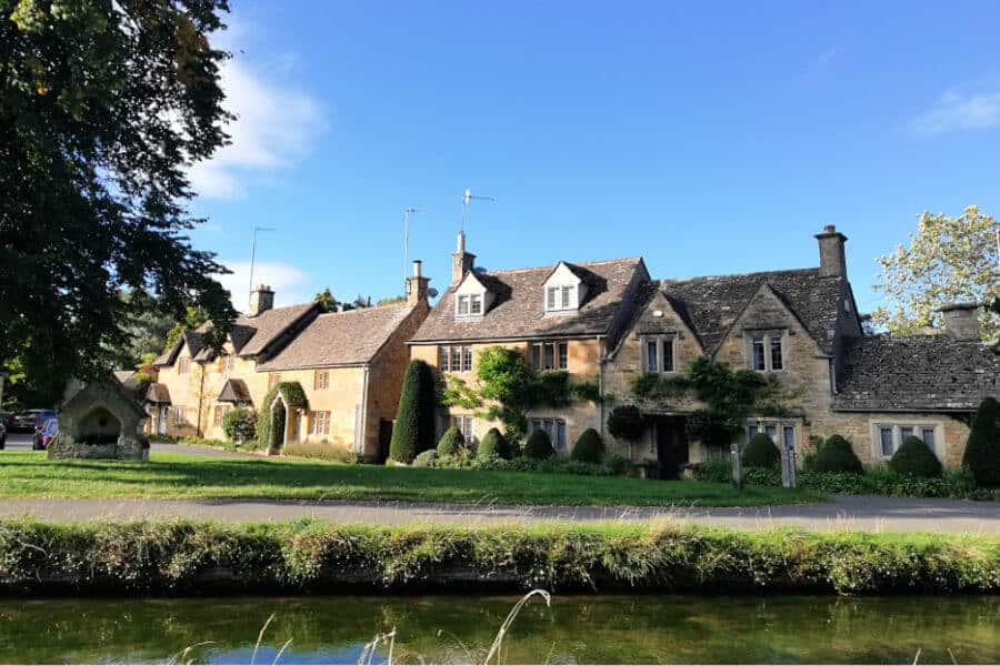 lower-slaughter-the-cotswolds