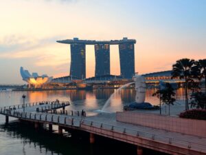 Looking across Marina Bay towards the Marina Bay Sands hotels and iconic landmarks.