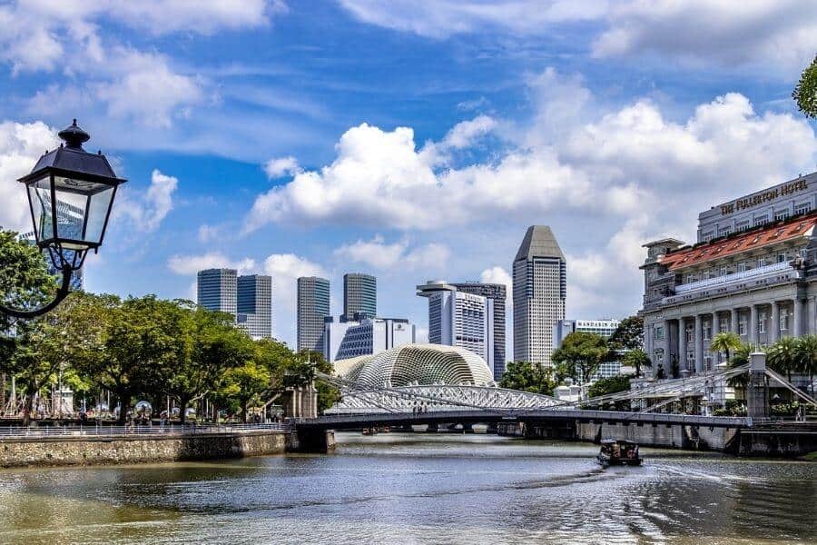 Singapore river and the city skyline