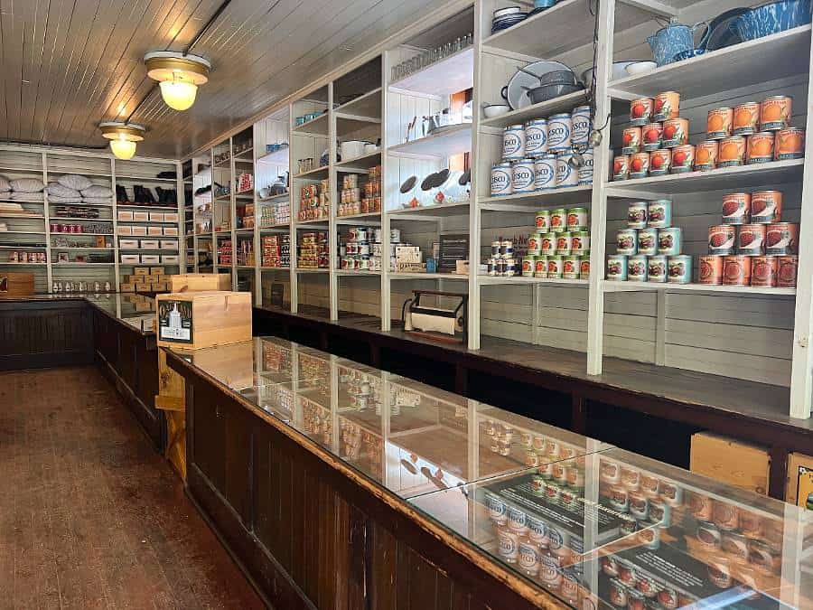 Kennecott store