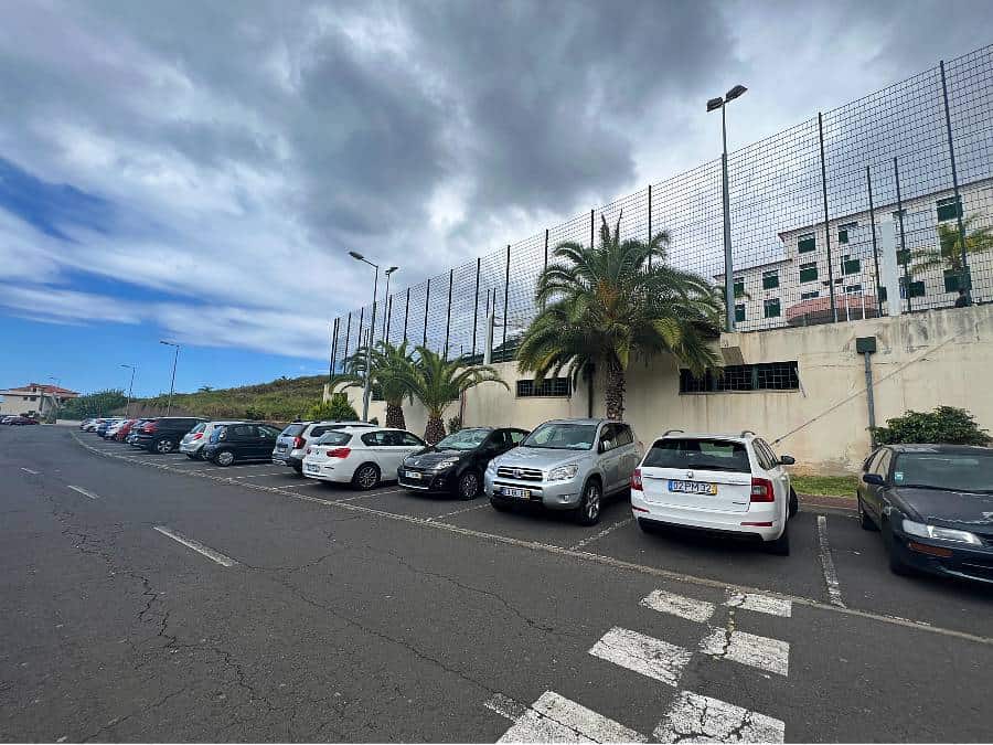 parking area near school for Calhau da Lapa Beach in Madeira