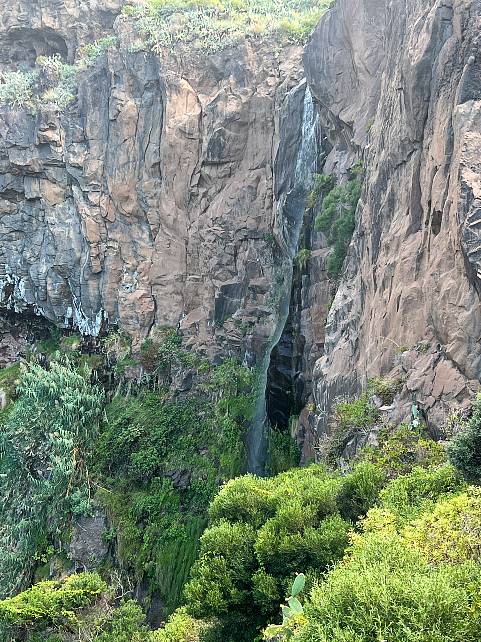 waterfall down a cliff edge
