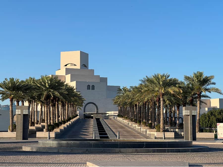 spend one day in Doha visiting the museum of Islamic Art.