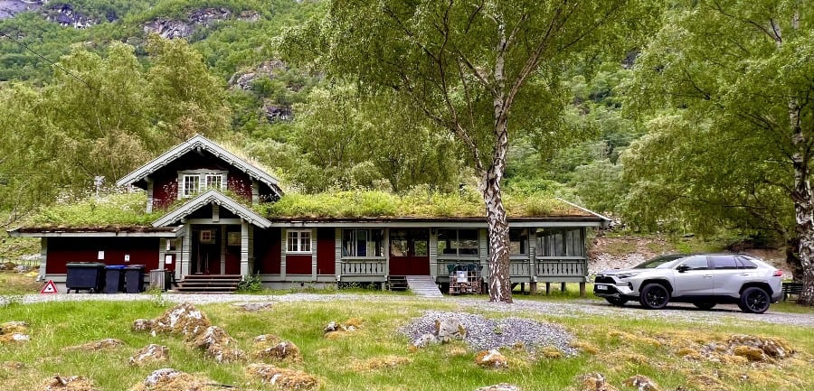 norway-road-trip-accommodation-planning.jpg